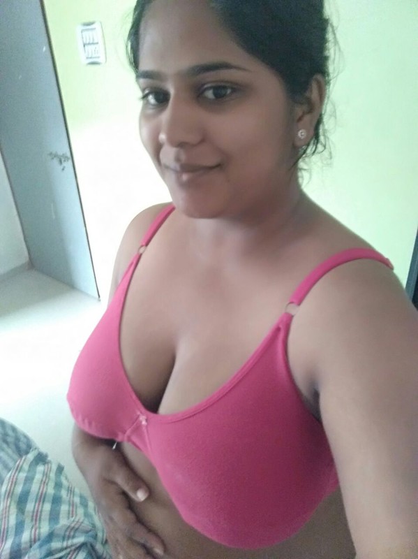 Big boobs unmarried girl full set sex photos 2