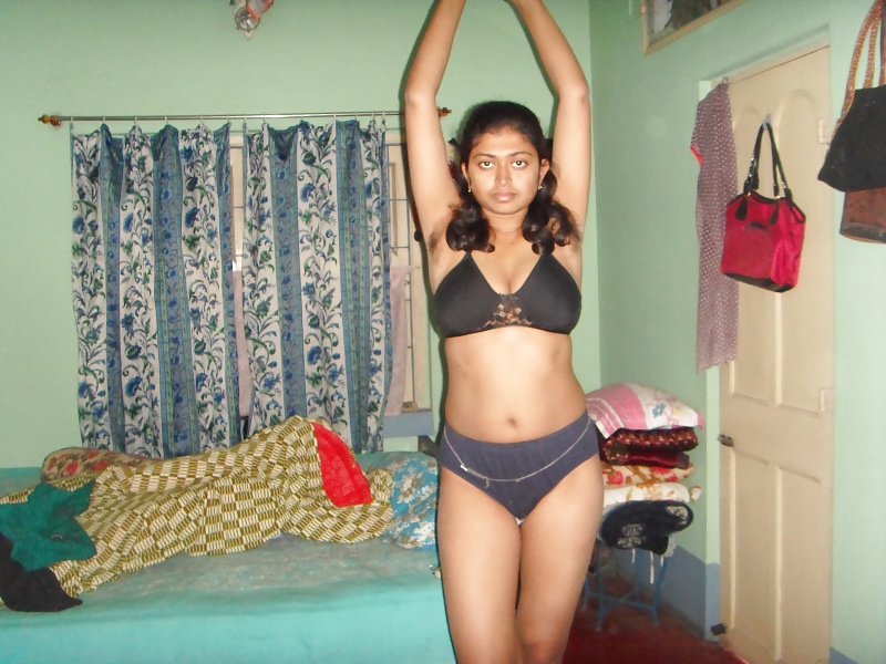 Big tits Bengali girl nude photoshoot 4