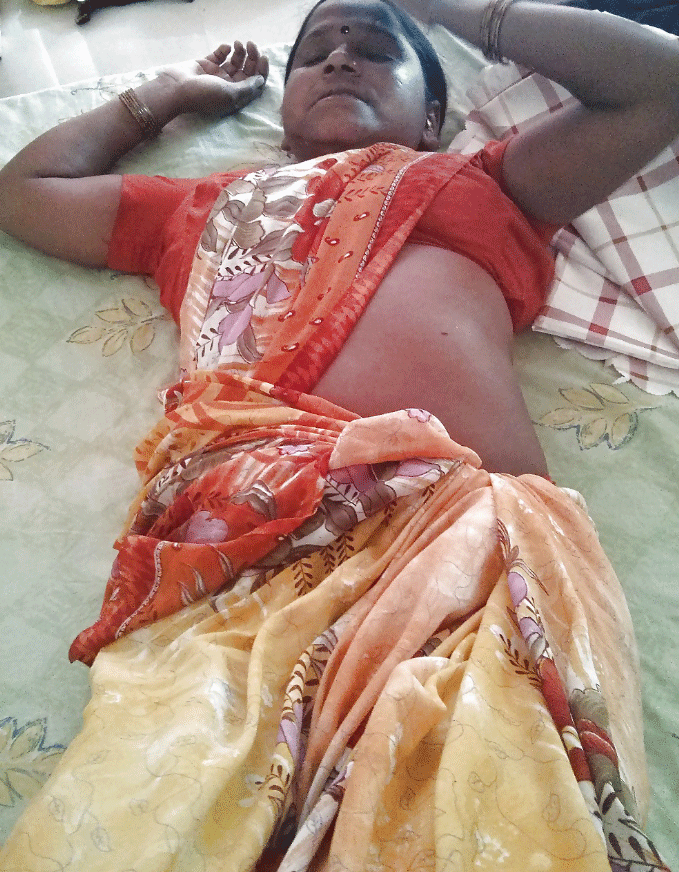 Bihari school teacher nude pics 4