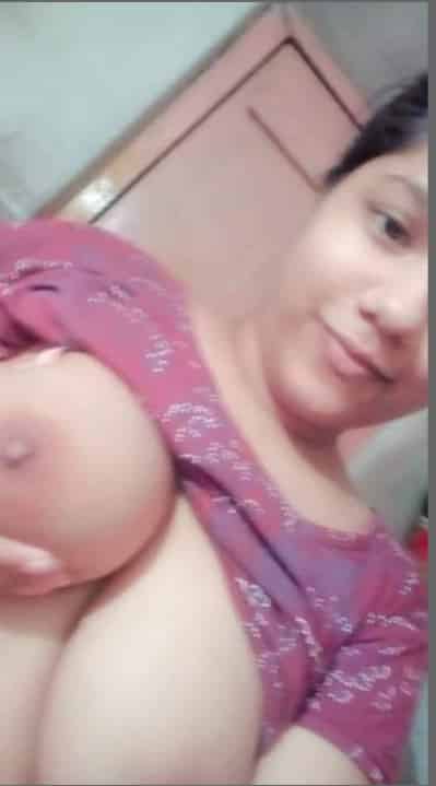 Booby girl nude photos 8