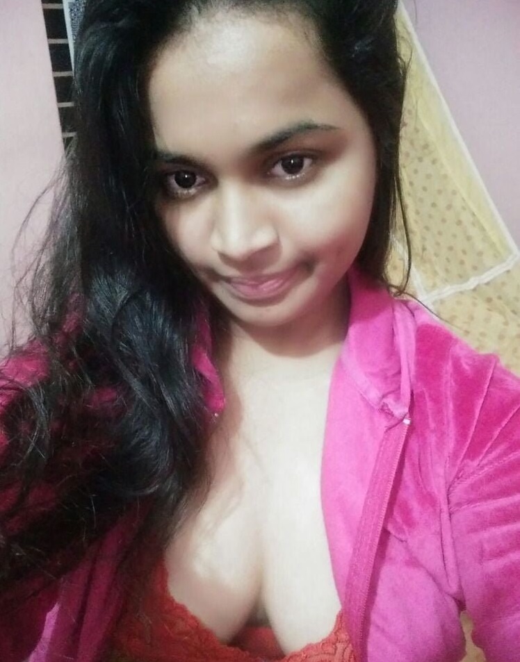 Booby Indian teen seducing huge boobs pics 9