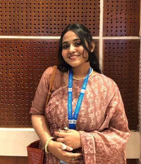 BRAC University lecturer boob sucking by student 2