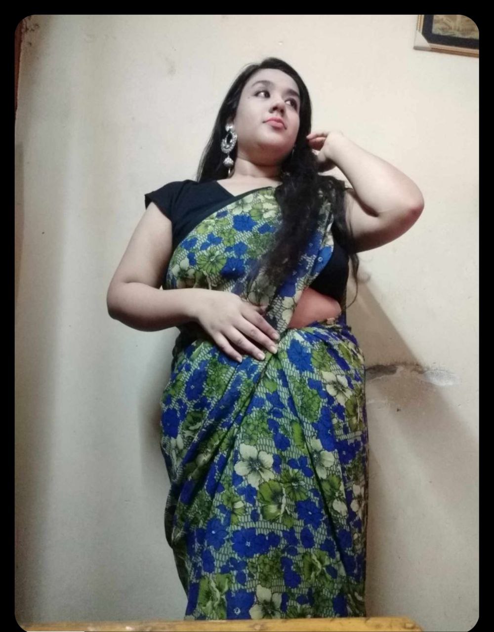 Bubbly Indian girl boobs showing pics and videos 2
