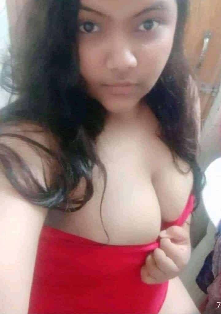 Busty Bangladeshi beauty flaunting her huge boobs on cam 1
