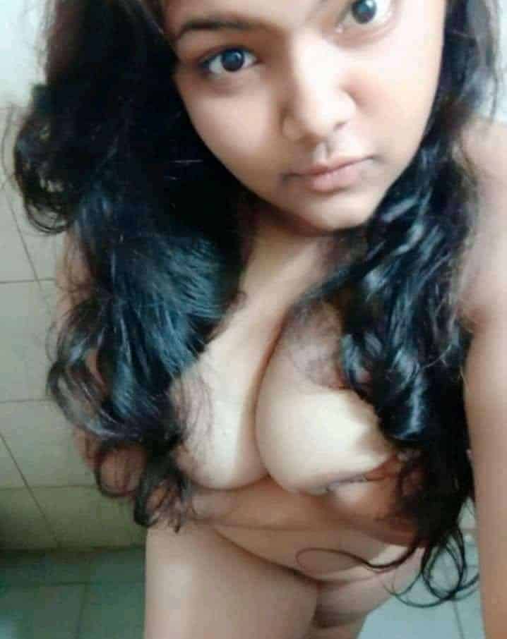 Busty Bangladeshi beauty flaunting her huge boobs on cam 4