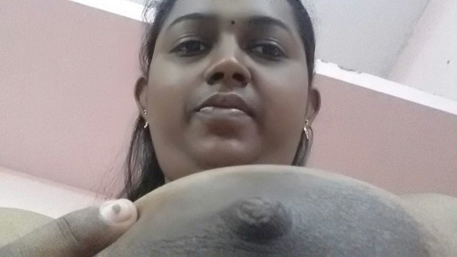 Busty Indian wife nude pics 6
