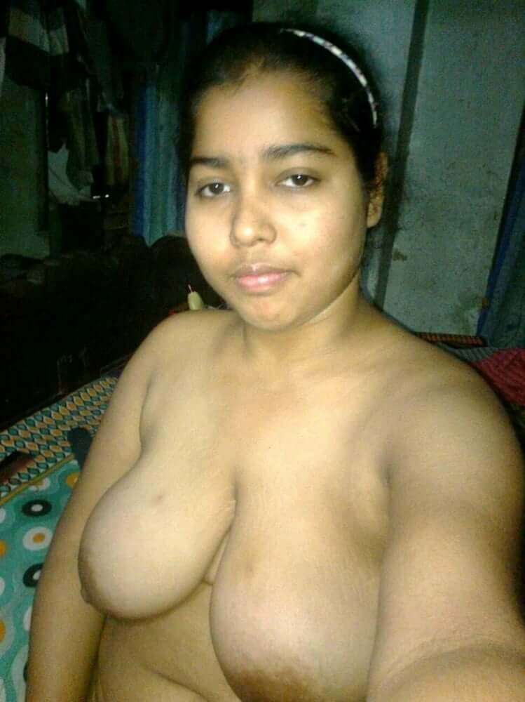 Busty Indian wife pussy show photos 8
