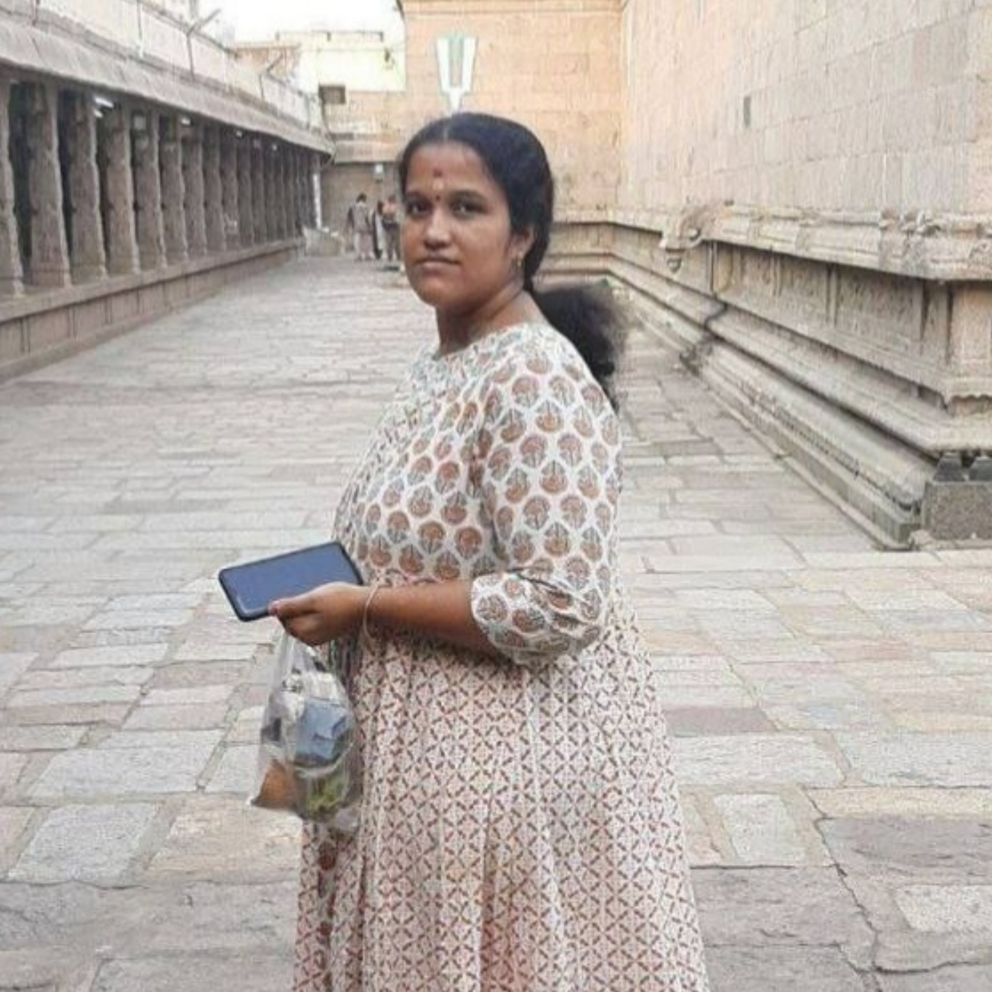 Busty Telugu aunty nude before secret lover 1