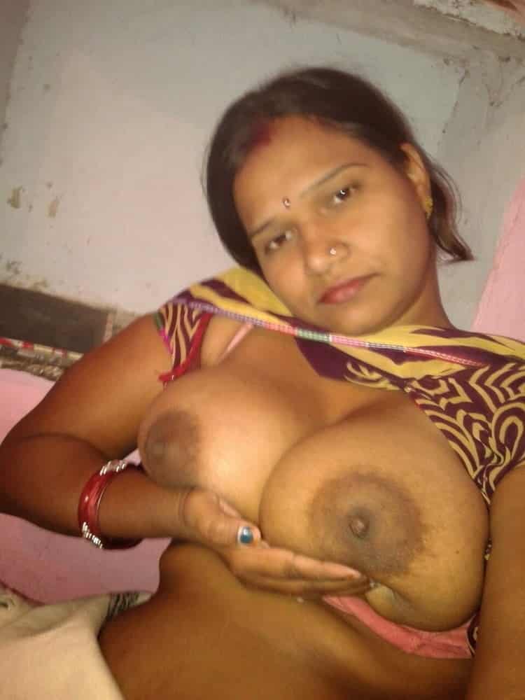 busty village Bhabhi nude photo collection 4