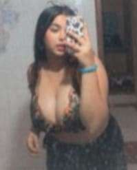Busty wife big boobs showing photos leaked online 2