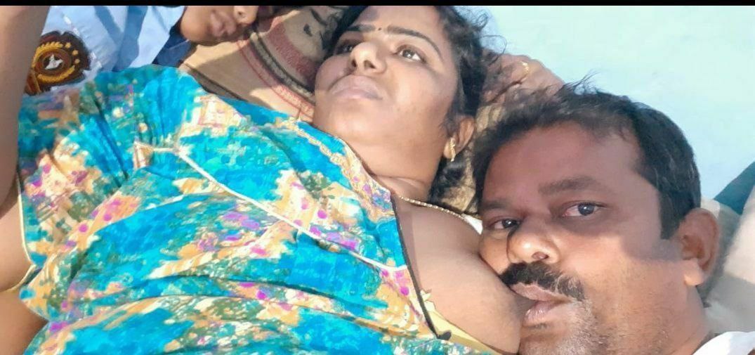 Chennai housewife boobs sucking by husband 2