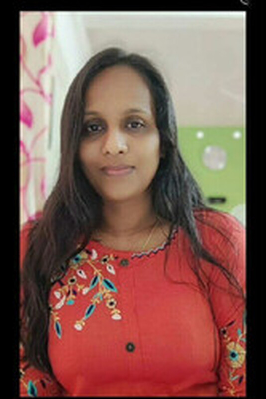 Chennai IT HR topless boobs showing pics 1