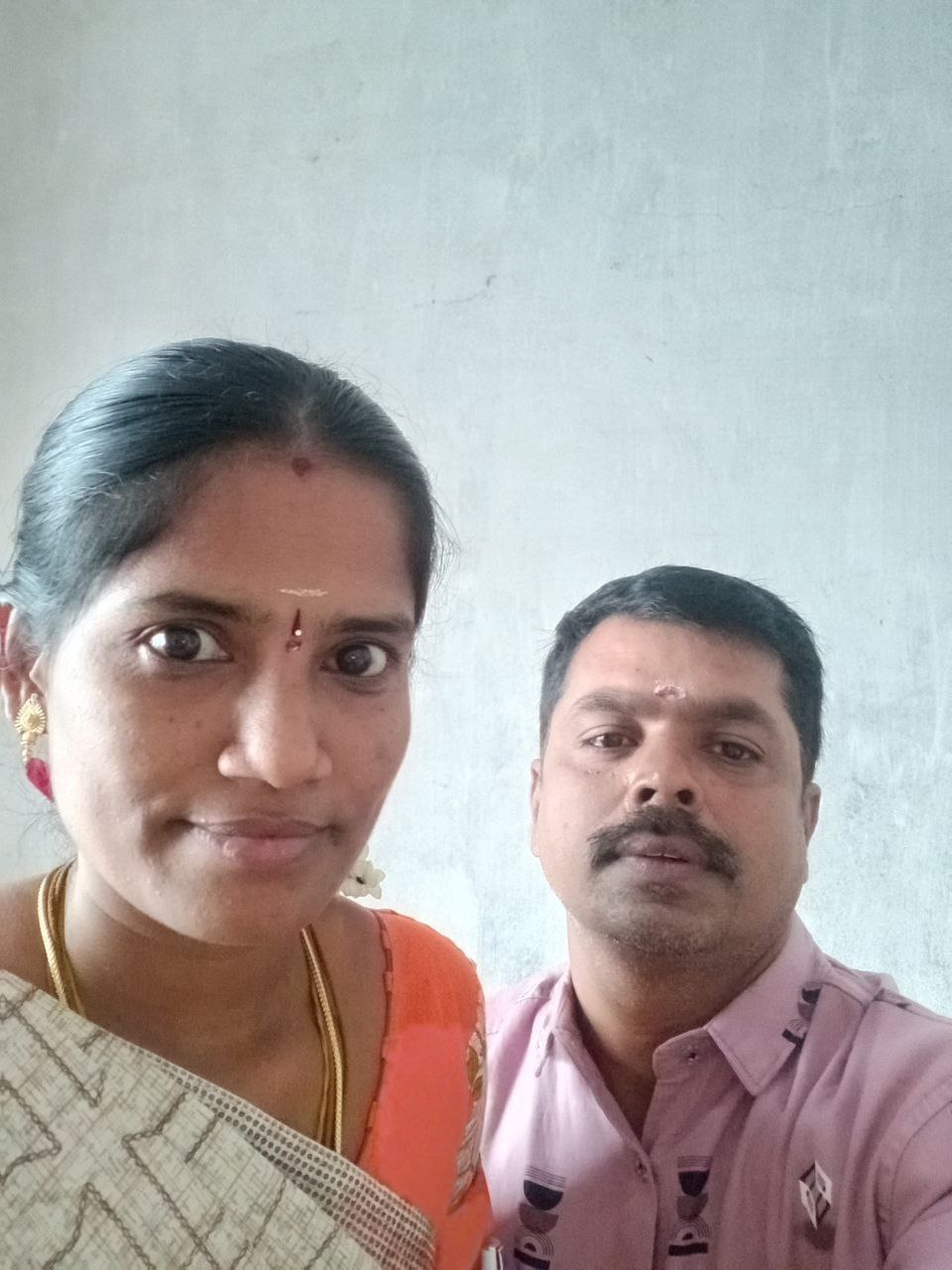 Chennai Tamil housewife naked sex with hubby pics 1