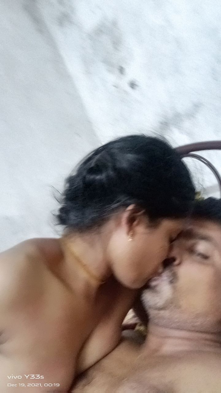 Chennai Tamil housewife naked sex with hubby pics 7