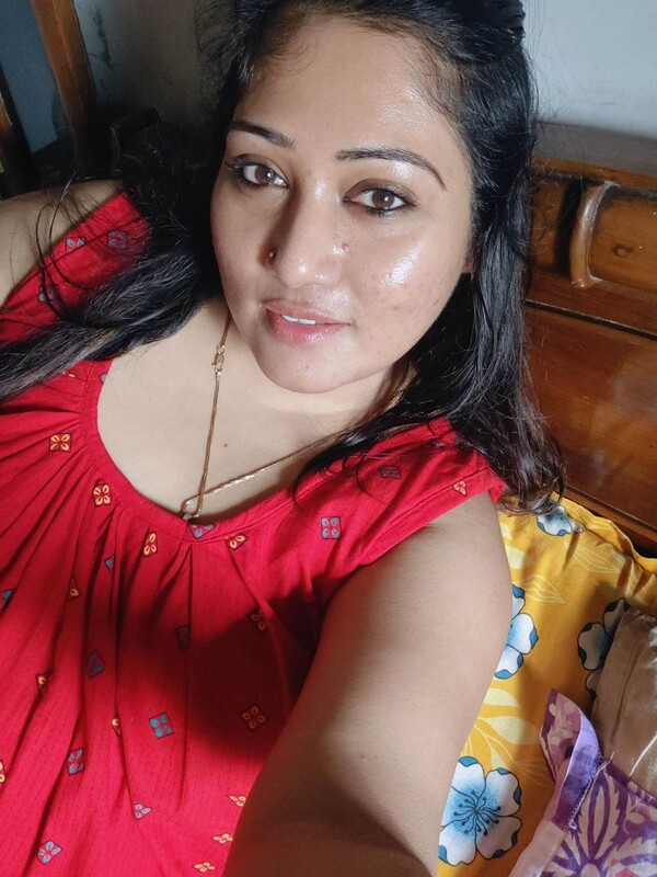 Chubby Indian beauty naked selfie photos uploaded 3