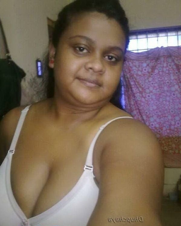 Chubby Indian wife nude pics 1