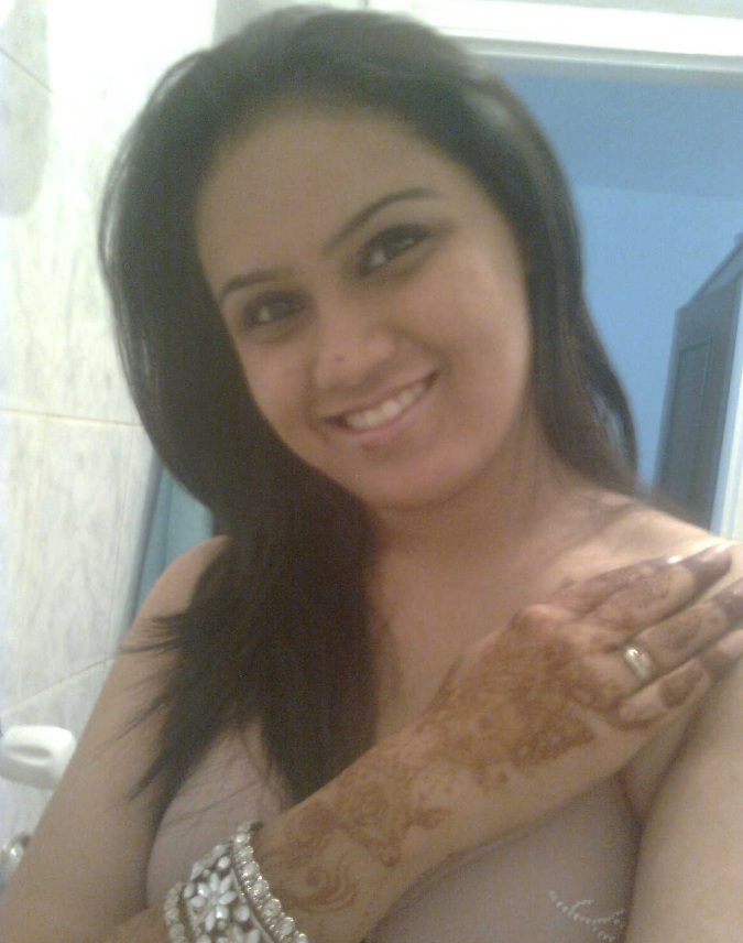 Chubby Mumbai girl nude pics 7