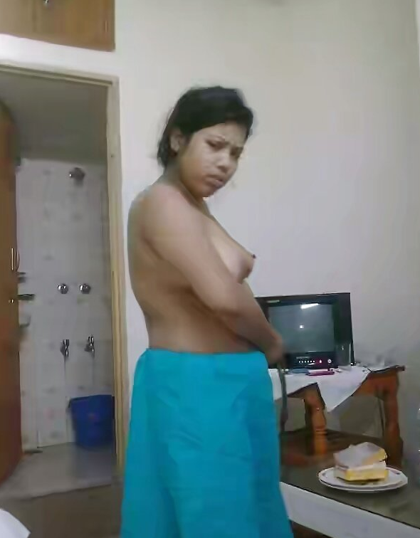 Chubby nude Indian wife goes naked in a hotel room 6