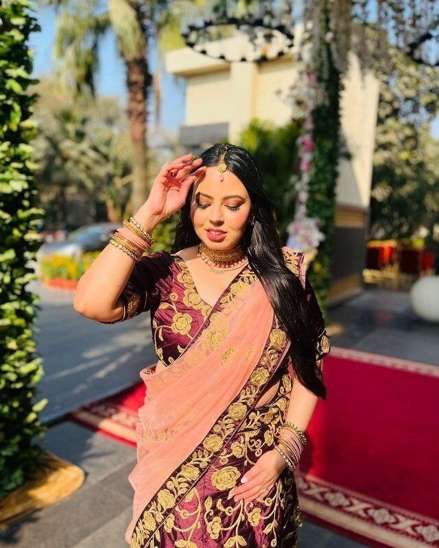 Chubby Punjabi MILF showing milk tankers and honeymoon sex 1