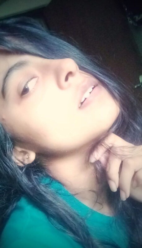 Classy Srilankan girl hot boobs and pussy show 2