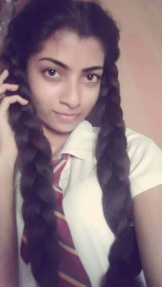 College girl boob pics have been shared online 5