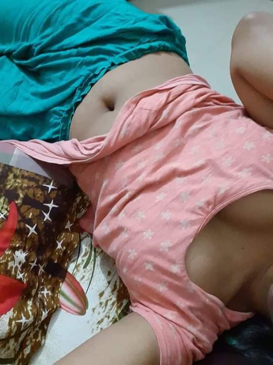 College girls nude photos leaked online 4
