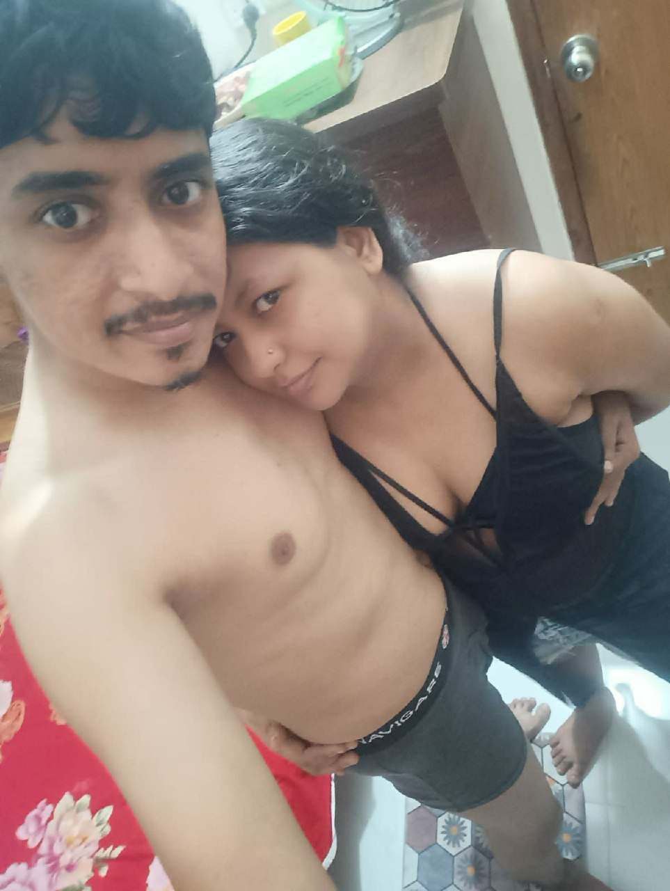Cuckold hubby sharing wife and threesome pics 3