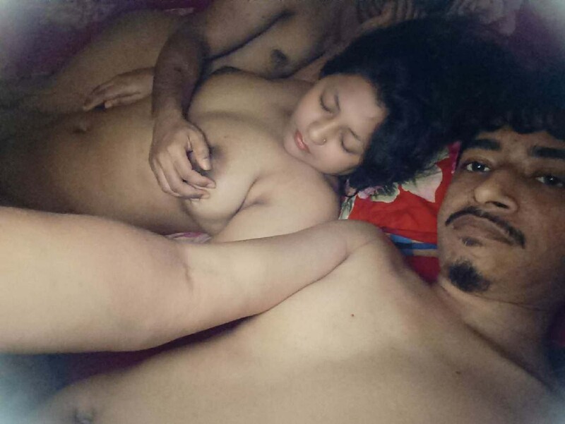 Cuckold hubby sharing wife with friend – threesome 10