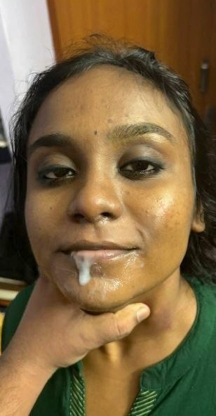 Cum drinking Indian girl naked blowjob to lover 1