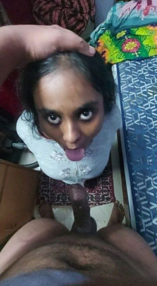 Cum drinking Indian girl naked blowjob to lover 2