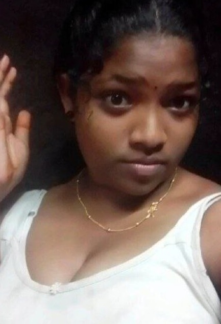 Curly hair mallu girl big boobs showing selfies 3