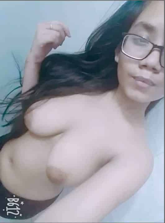 Cute Desi GF nude picture collection 2