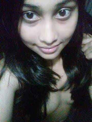 Cute girl nude selfies to make your dick erect in seconds 4