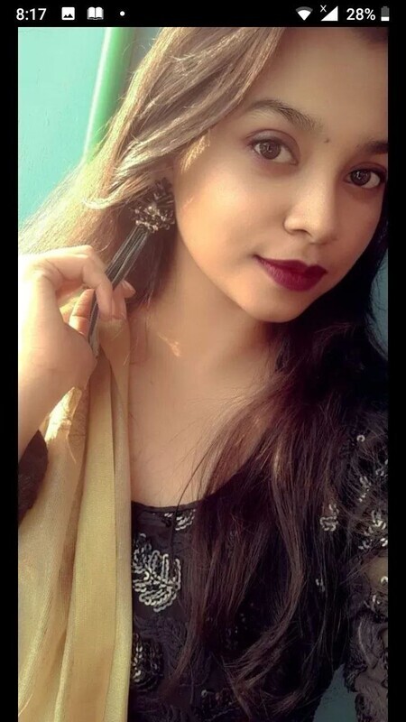 Cute girlfriend in saree strips and goes naked for sex 1