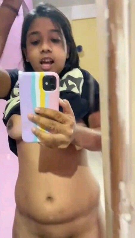 Cute Indian 18yo teenager nude selfies for lover 5