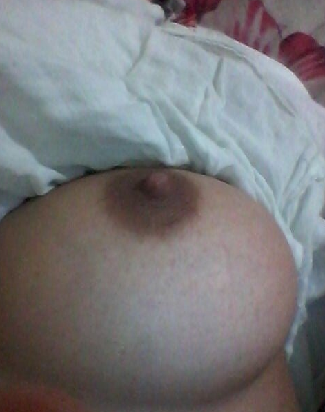Cute Indian teen beauty boobs pics 16