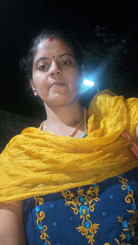 Cute Tamil wife from Madurai showing nude curves 1