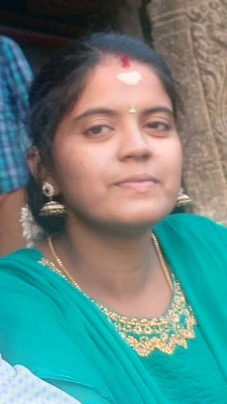 Cute Tamil wife from Madurai showing nude curves 2