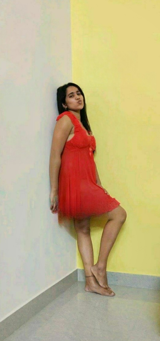 Dazzling Indian beauty topless photos leaked 3