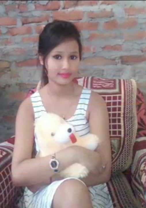 Definitely worthy to watch these Assamese teen nude pics 7
