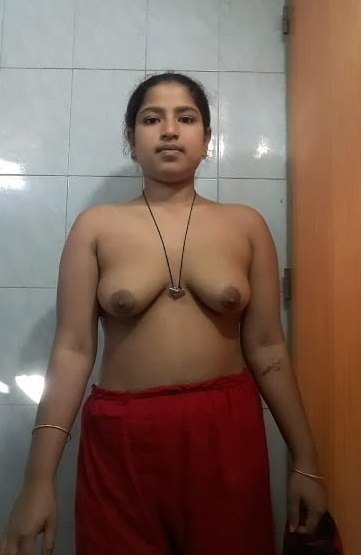 Dehati Bhabhi nude pics 5