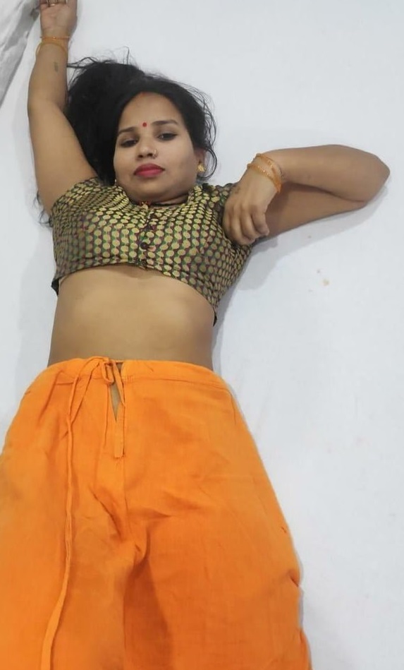 Dehati Bhabhi pussy pics 7