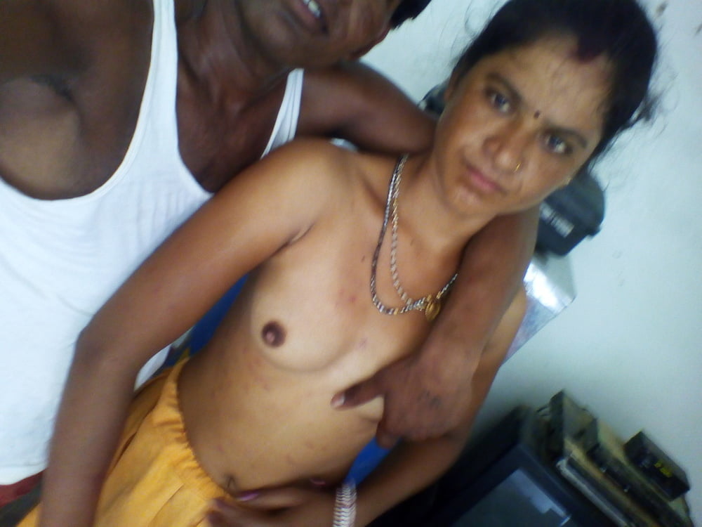 Dehati Bhabhi sex pics with her neighbor 4