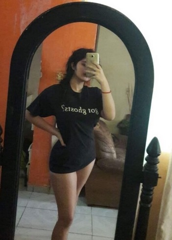 Delhi PG girl nude thick ass showing private pics 2