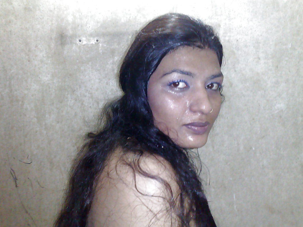 Desi amateur girl nude pics 1