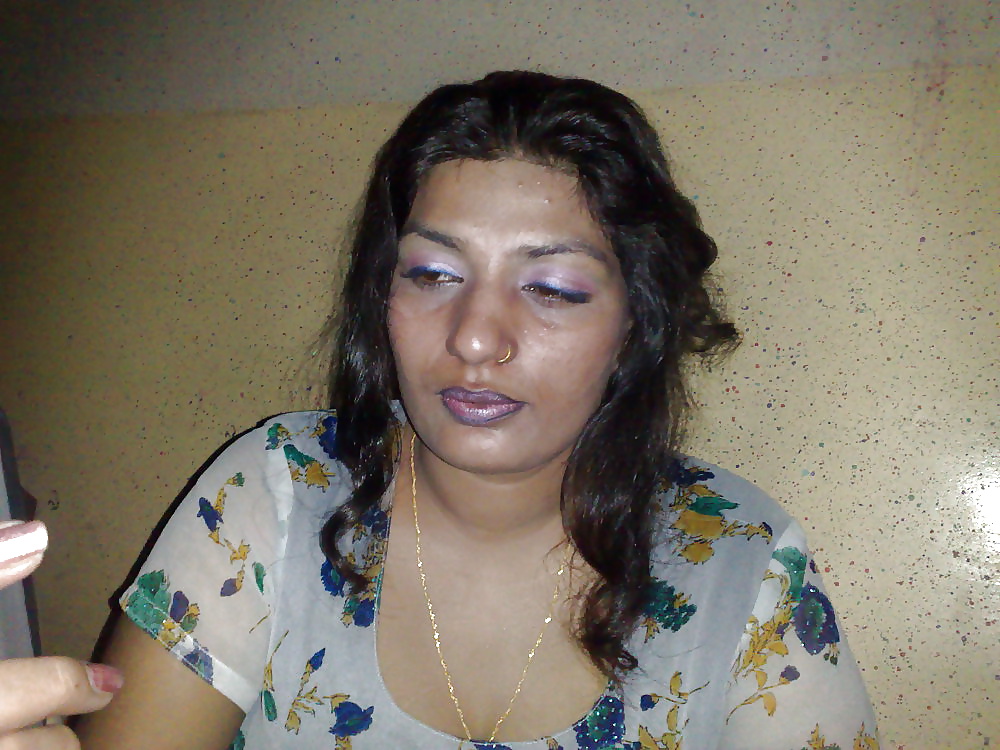 Desi amateur girl nude pics 8