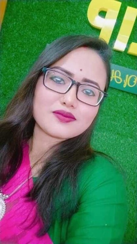 Desi bhabhi jungle pussy and nude seductive 1