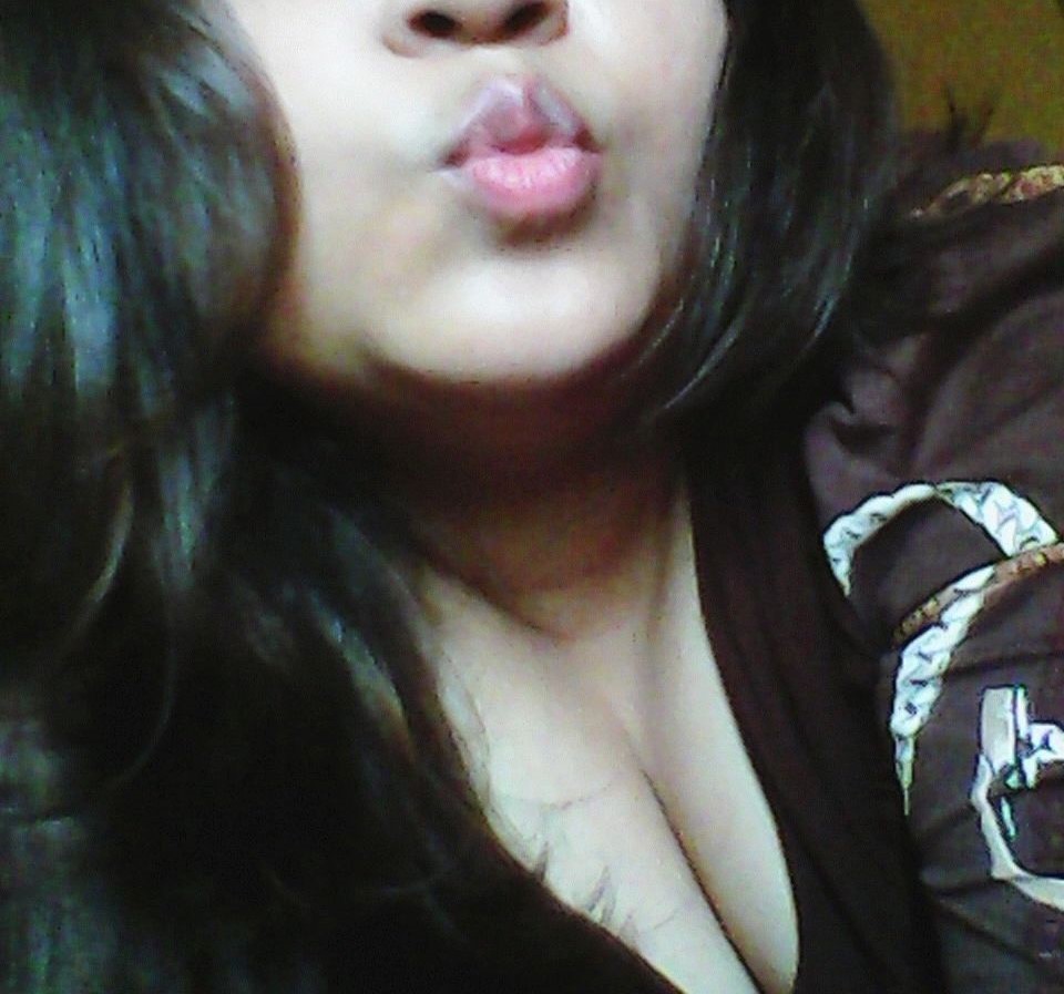 Desi bhabhi selfie pictures for her secret lover 2