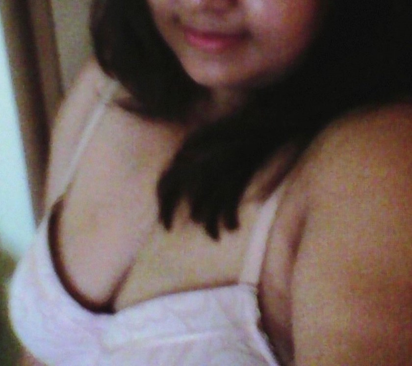 Desi bhabhi selfie pictures for her secret lover 3