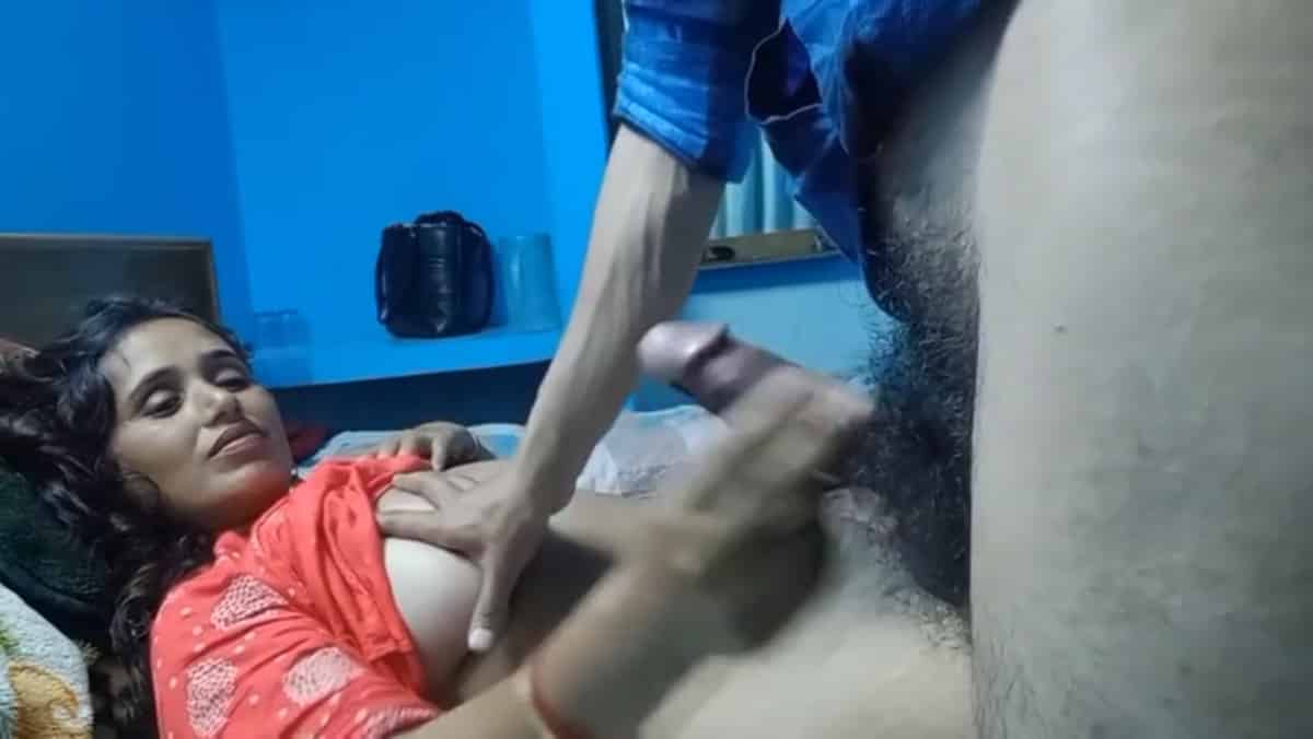 Desi Bhabhi sex photos leaked online 4